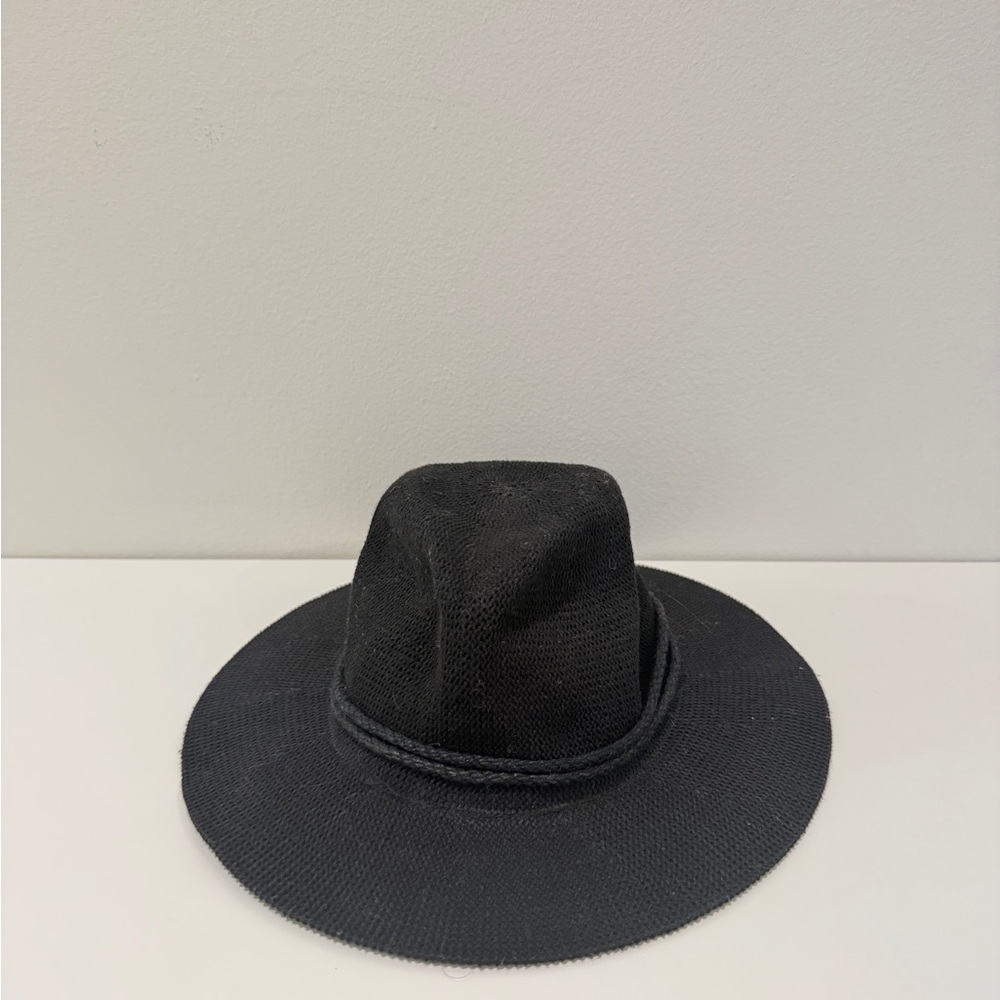 Prana Black Wide-Brim Straw Hat with Braided Band